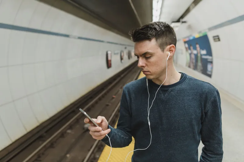 Between Stops: Making the Most of Your Daily Commute Without Blowing Your Budget